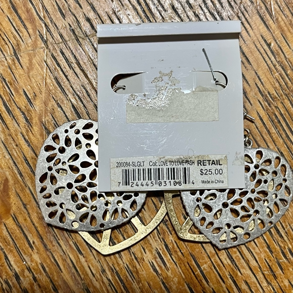 Jessica Simpson, heart and peace sign, earrings, gold and silver NWT - Picture 3 of 3